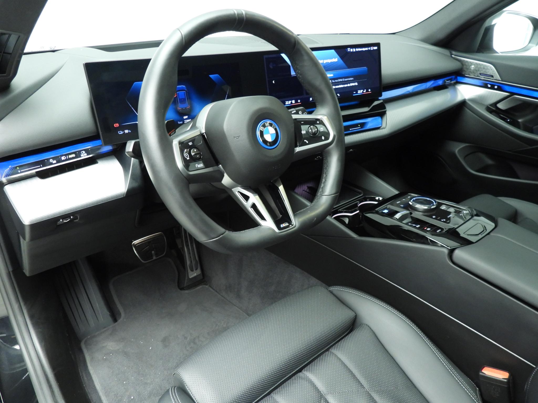 BMW i5
