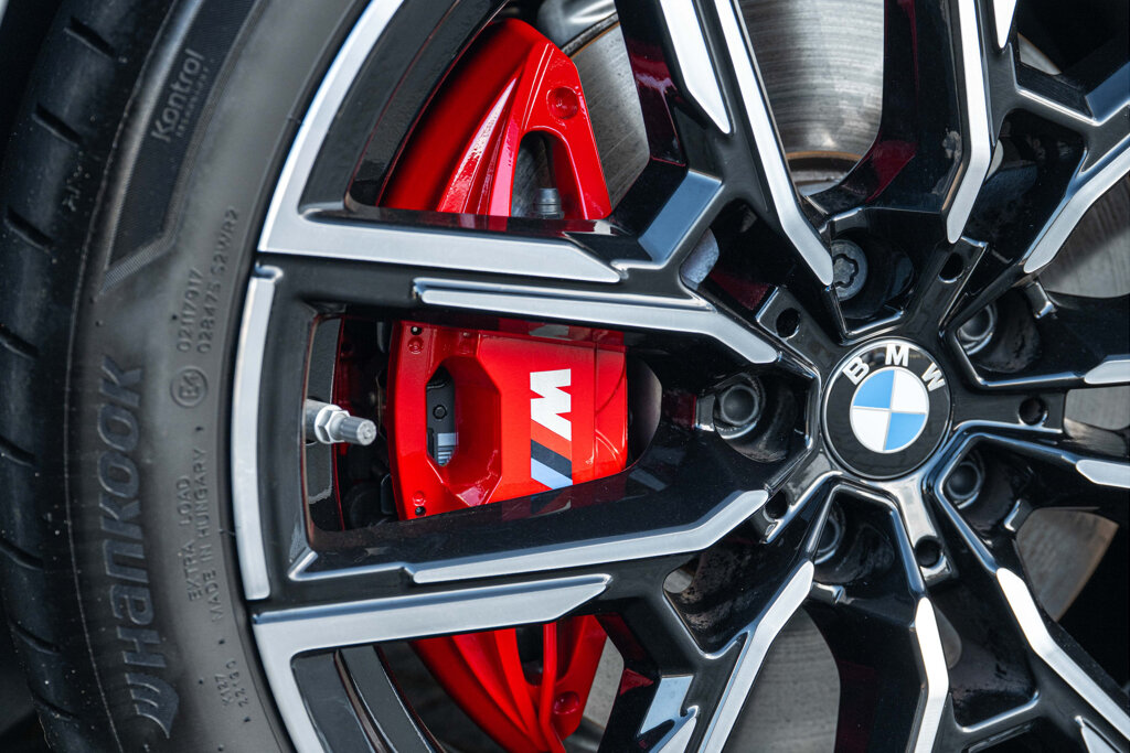 BMW i4 15