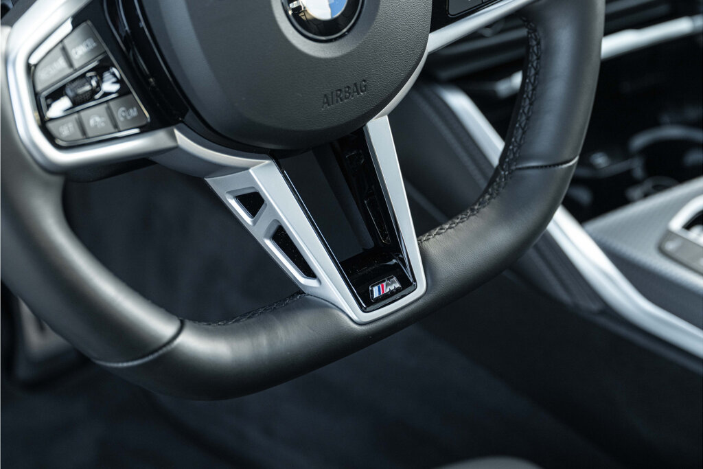 BMW i4 29