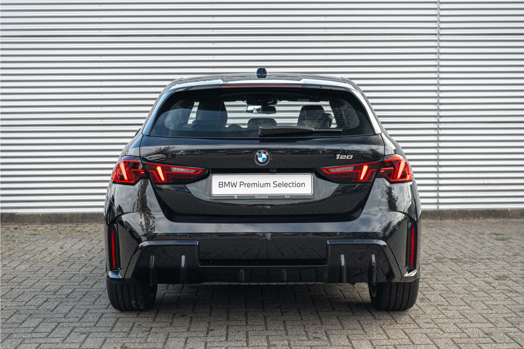 BMW 1 Serie 12