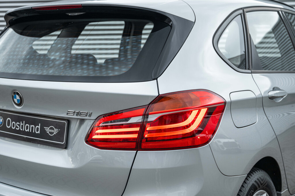 BMW 2 Serie 11