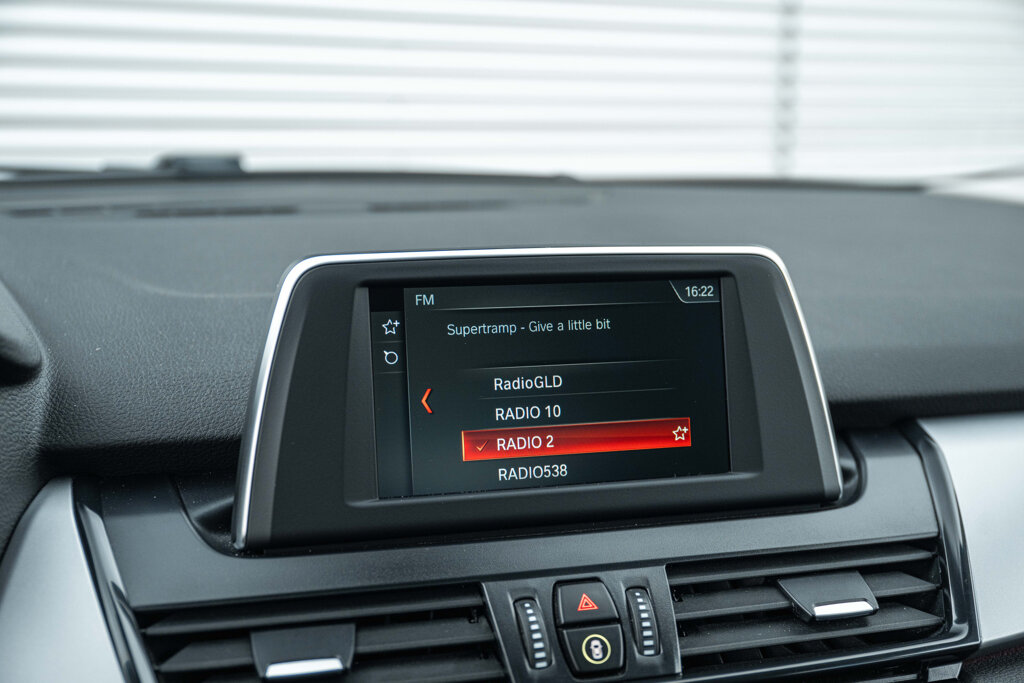 BMW 2 Serie 18