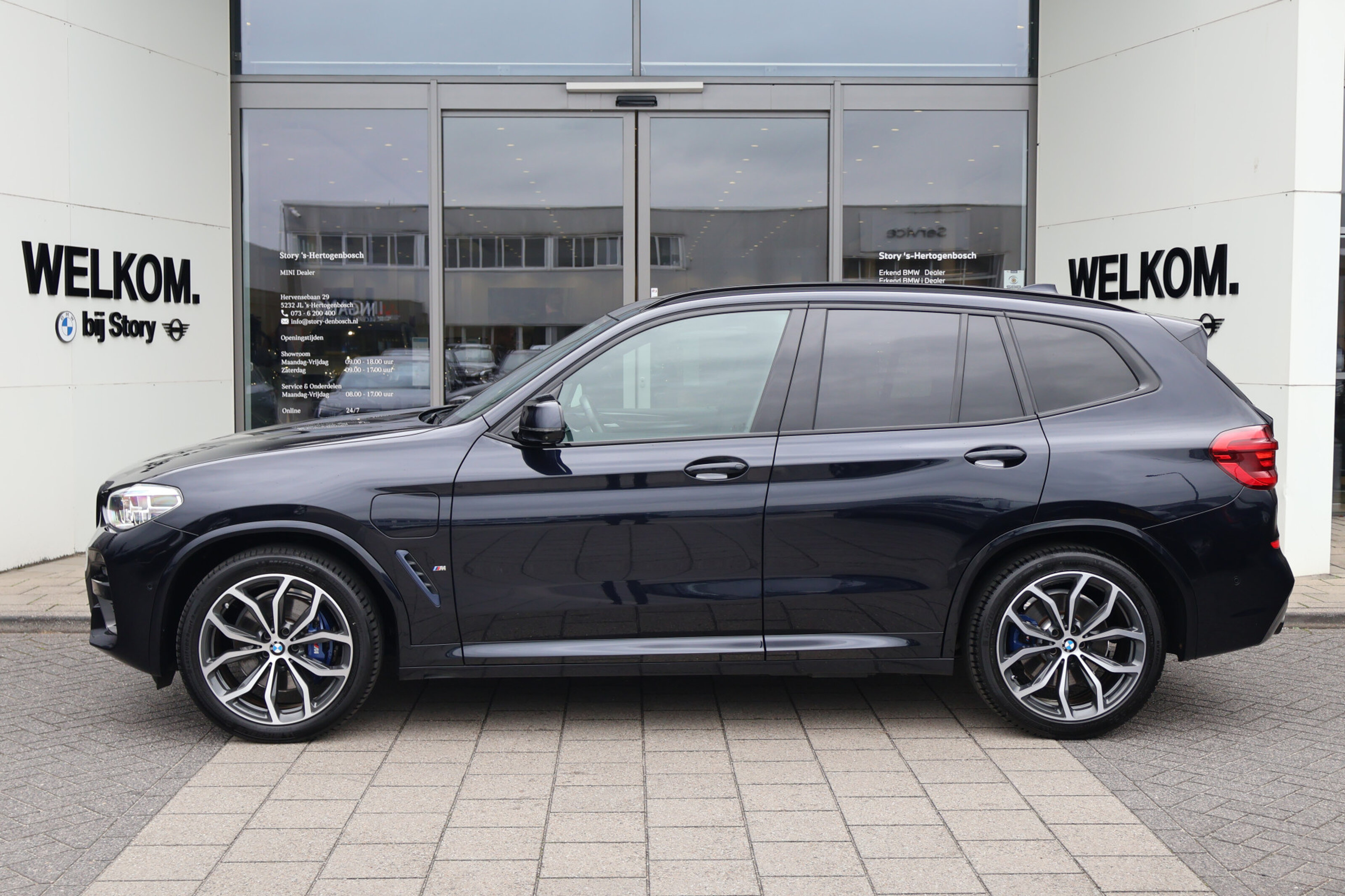 BMW X3 7
