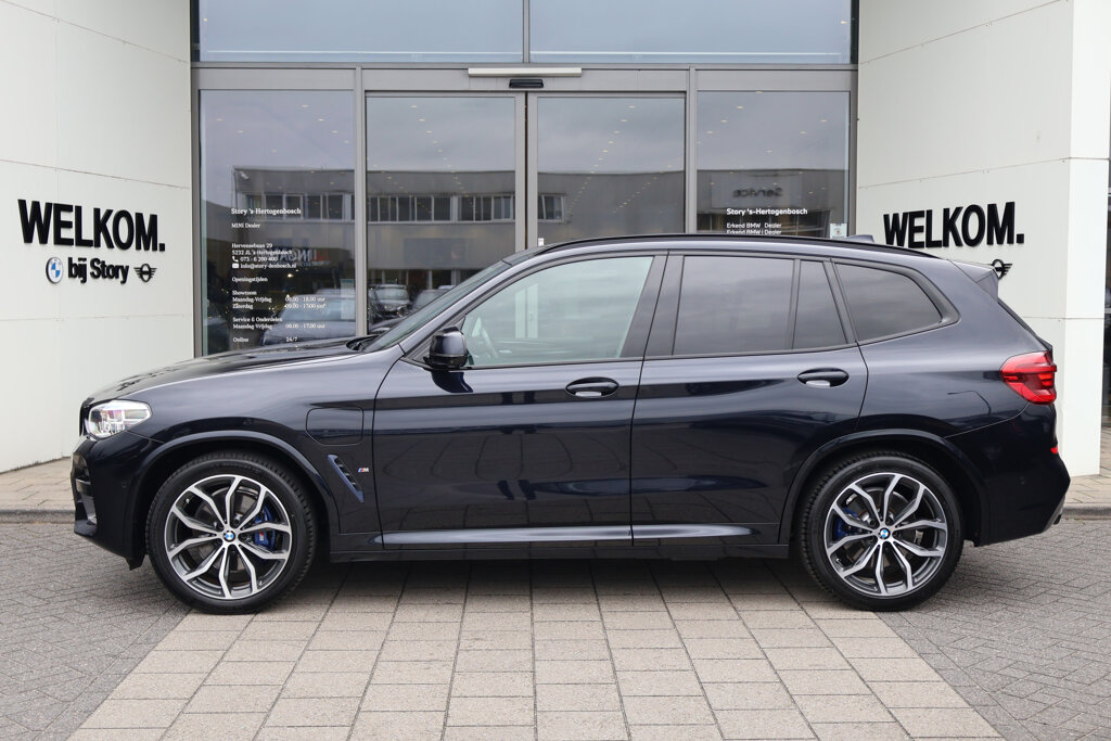 BMW X3 7