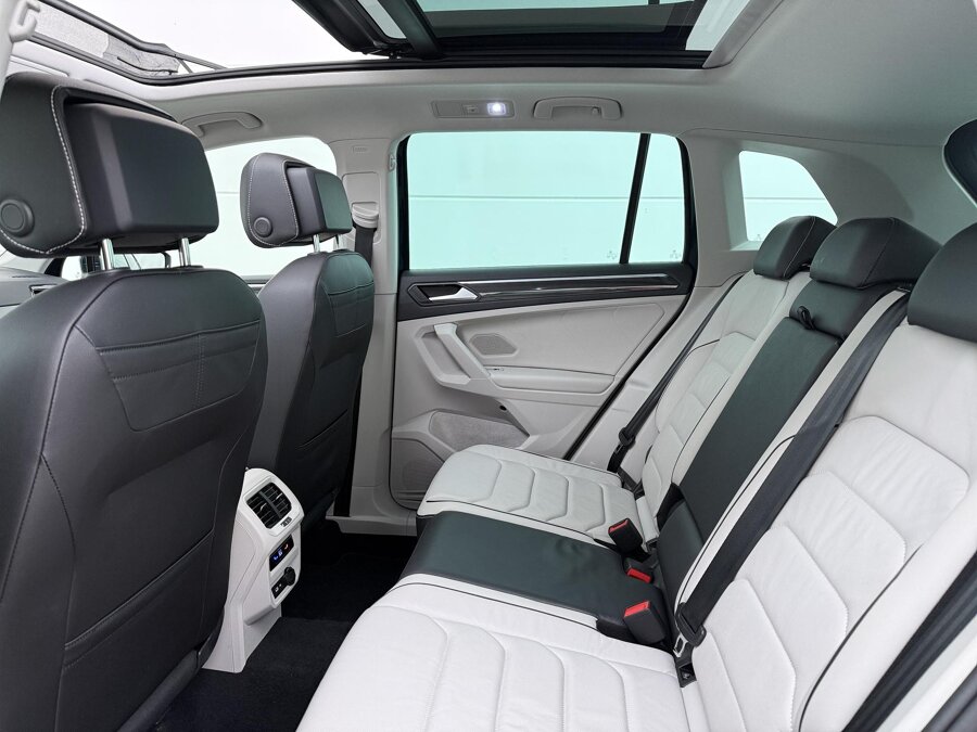 Volkswagen Tiguan 1.4 TSI eHybrid Elegance