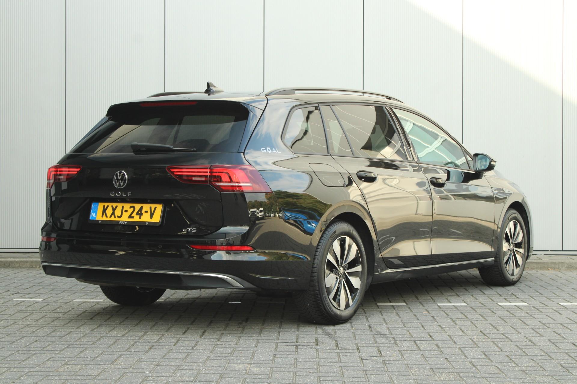 Volkswagen Golf Variant 1.5 eTSI 150pk DSG Life 'Goal'