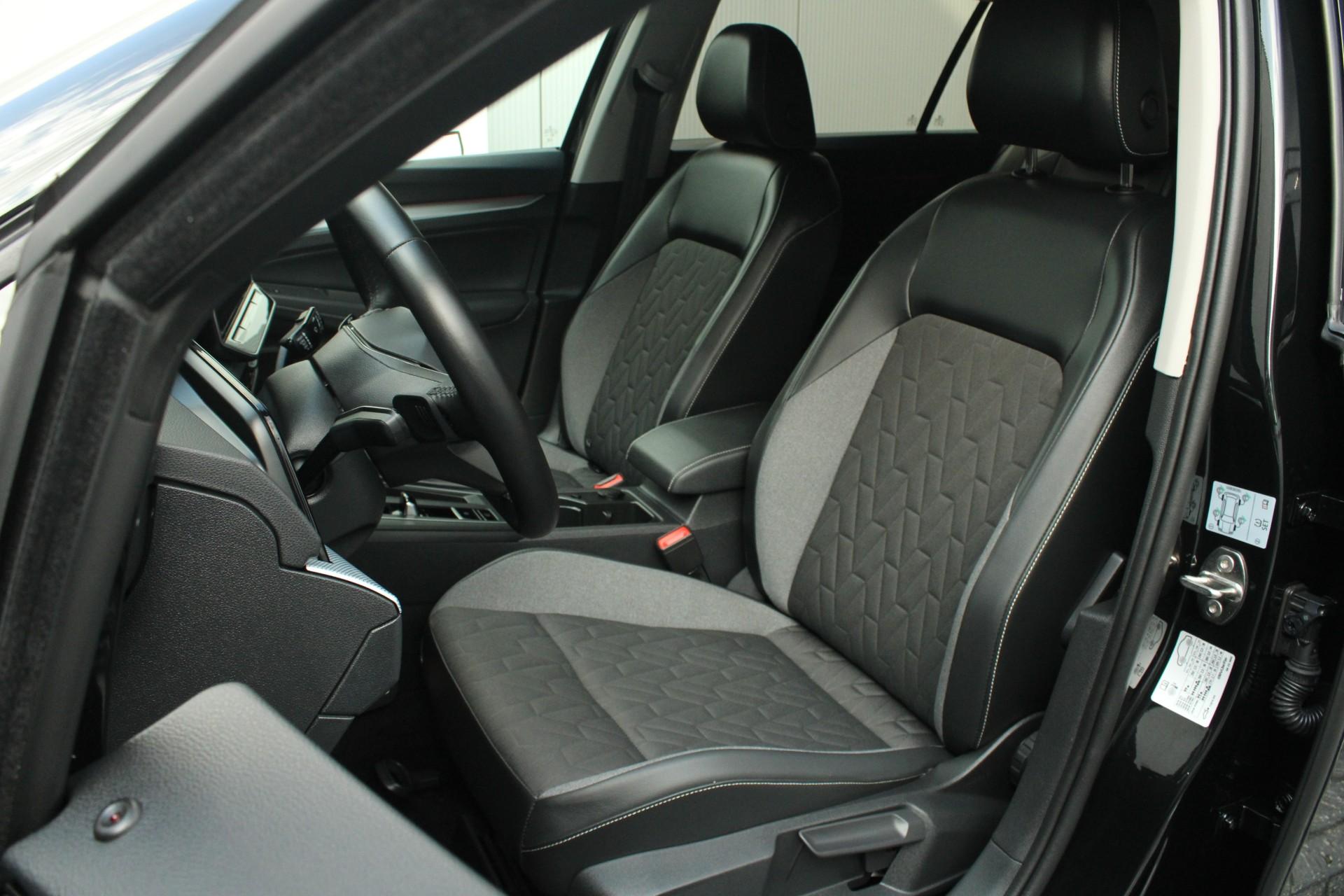 Volkswagen Golf Variant 1.5 eTSI 150pk DSG Life 'Goal' - Afbeelding 4