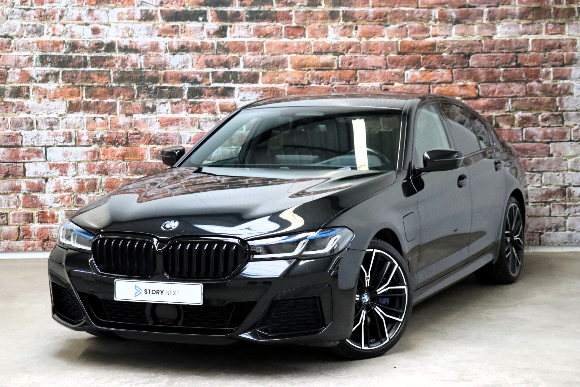 BMW 5 Serie 545e xDrive High Executive M Sport Pakket Automaat