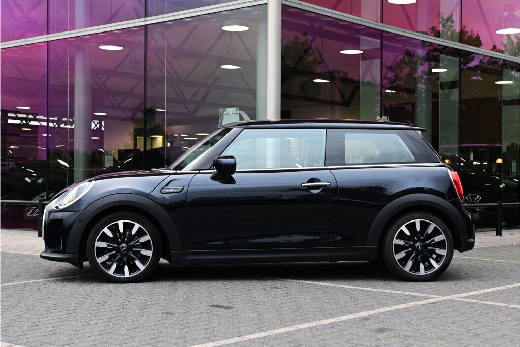 MINI Cooper 5