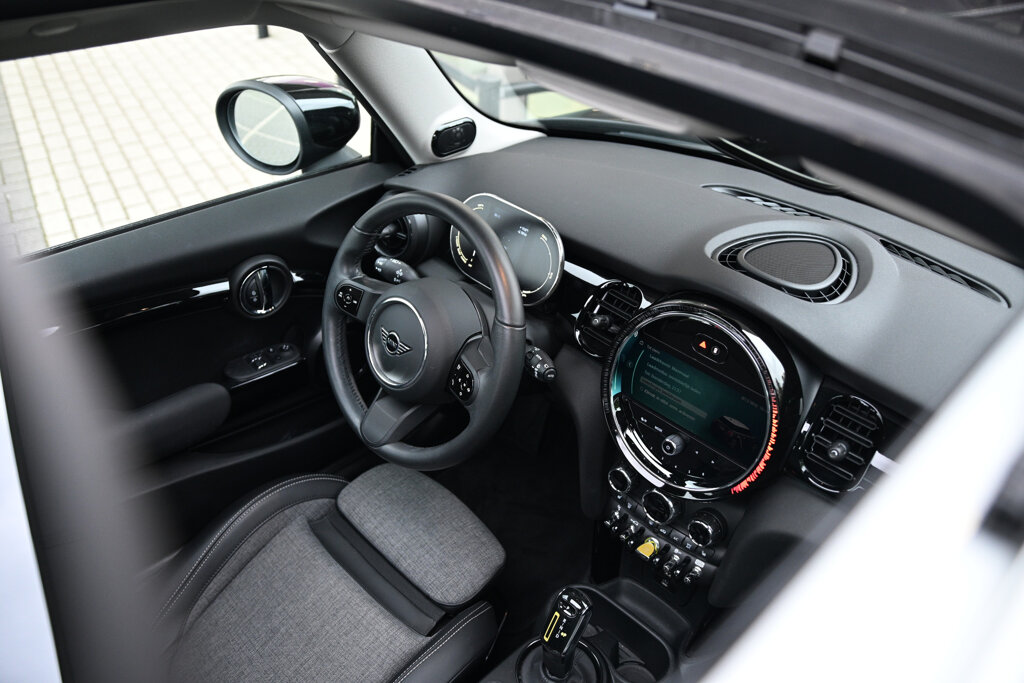 MINI Electric 6