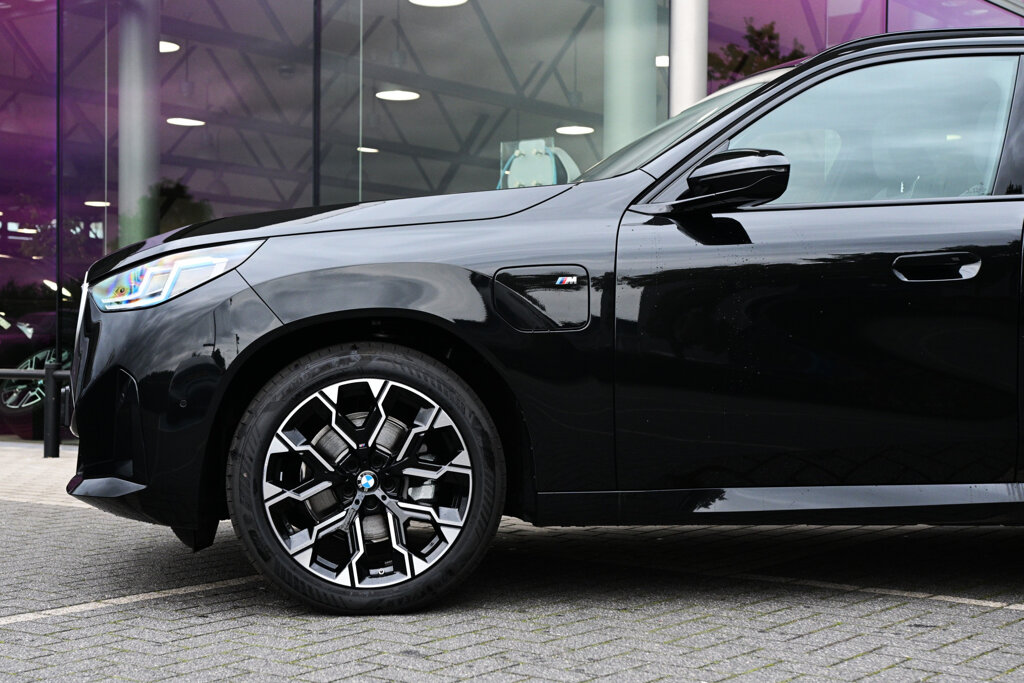 BMW X3 7