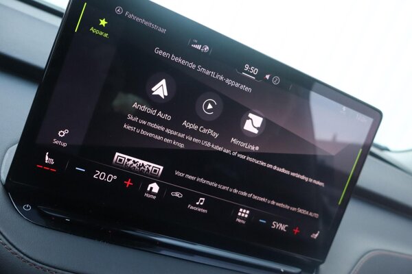 Apple Carplay/Android Auto