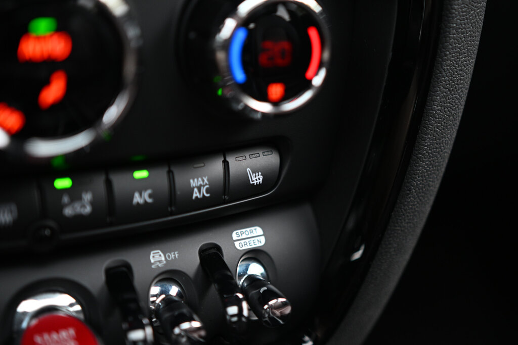 MINI Clubman 18