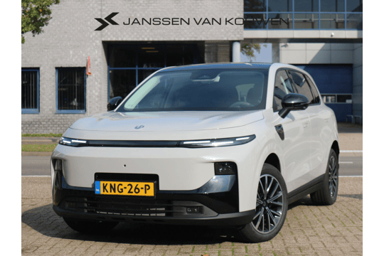 Leapmotor B10 Design Hybrid EV 18.8 kWh