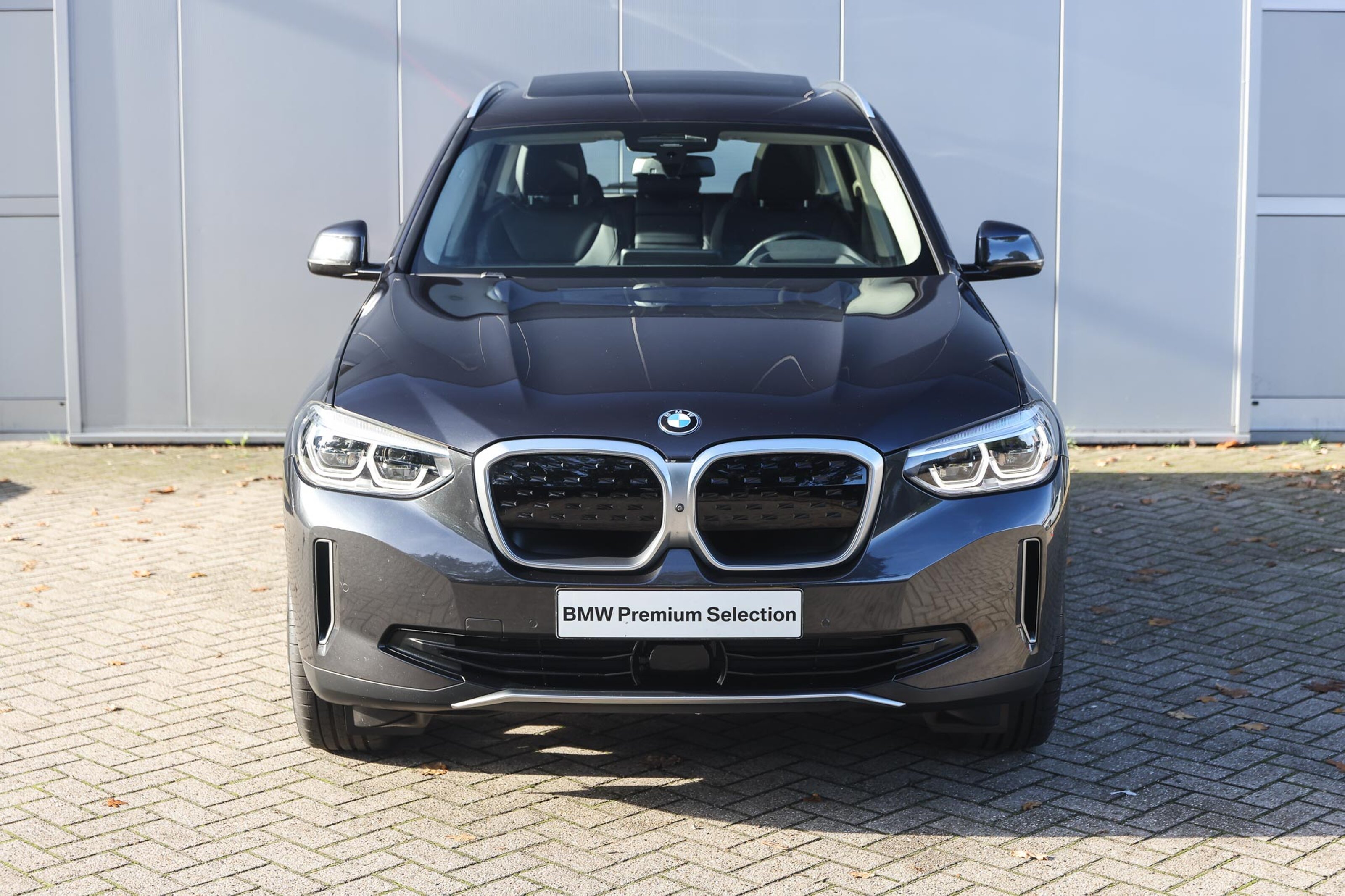 BMW iX3 6