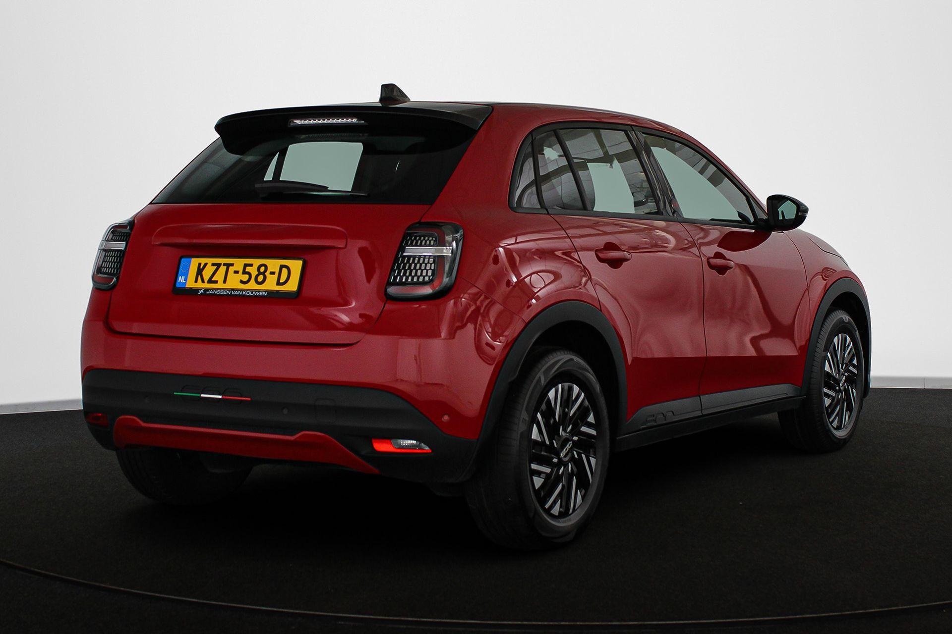 Fiat 600e RED 54 kWh - Afbeelding 3