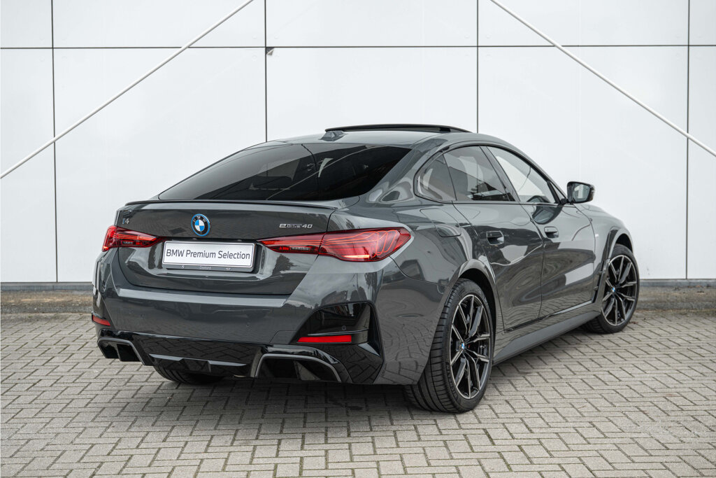 BMW i4 2