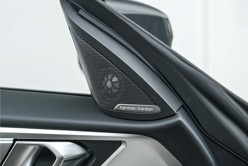 BMW i4 21