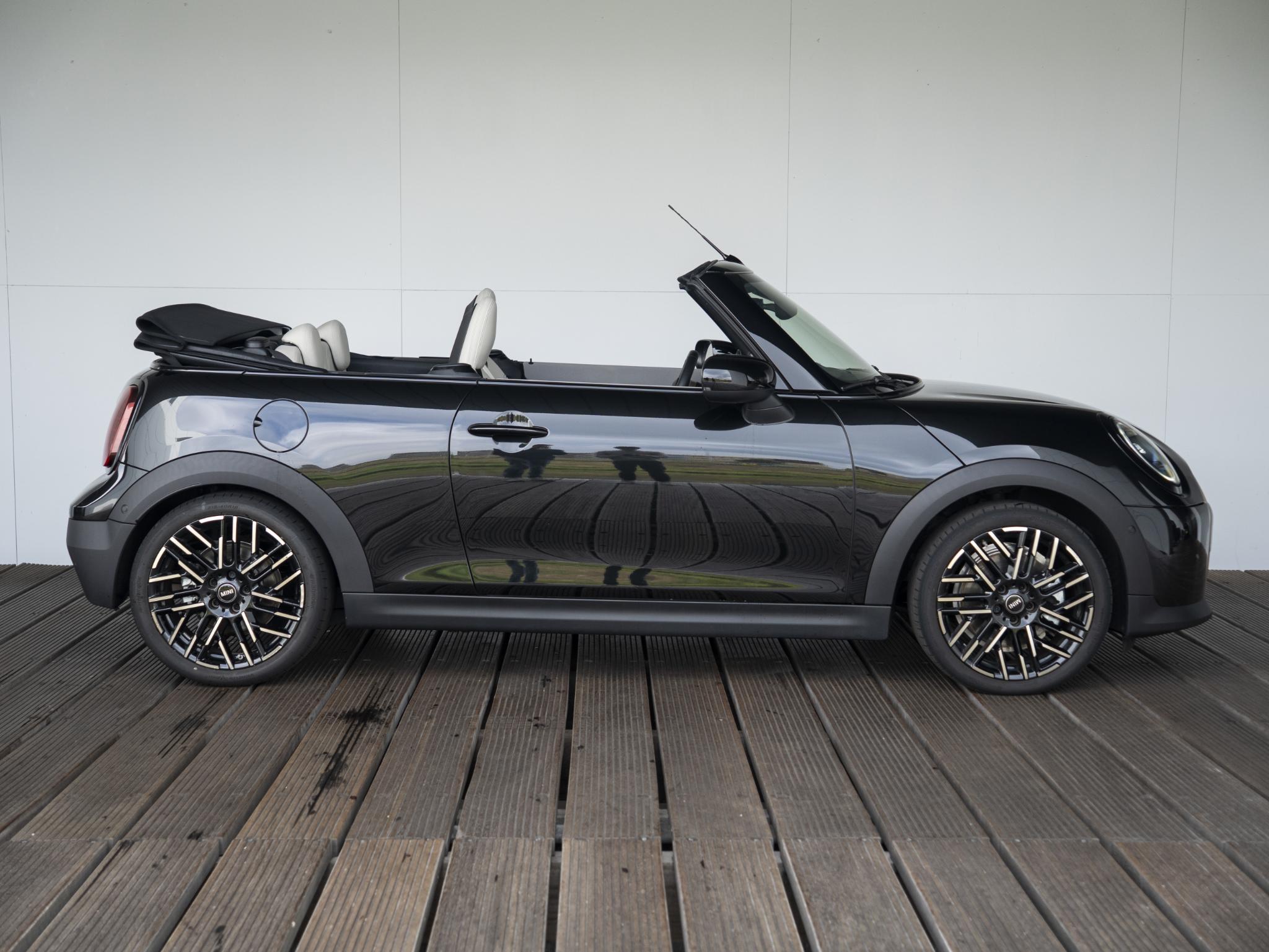 MINI Cabrio
