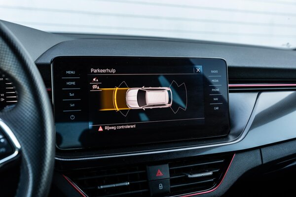 parkeersensor voor en achter parkeersensor voor en achter