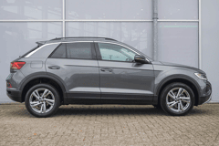 Volkswagen T-Roc 1.0 TSI 110pk Life 75 Edition - Afbeelding 3