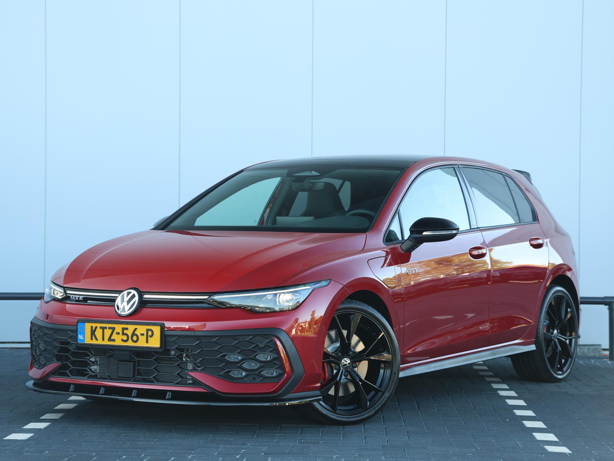 Volkswagen Golf GTE 1.5 eHybrid 272pk