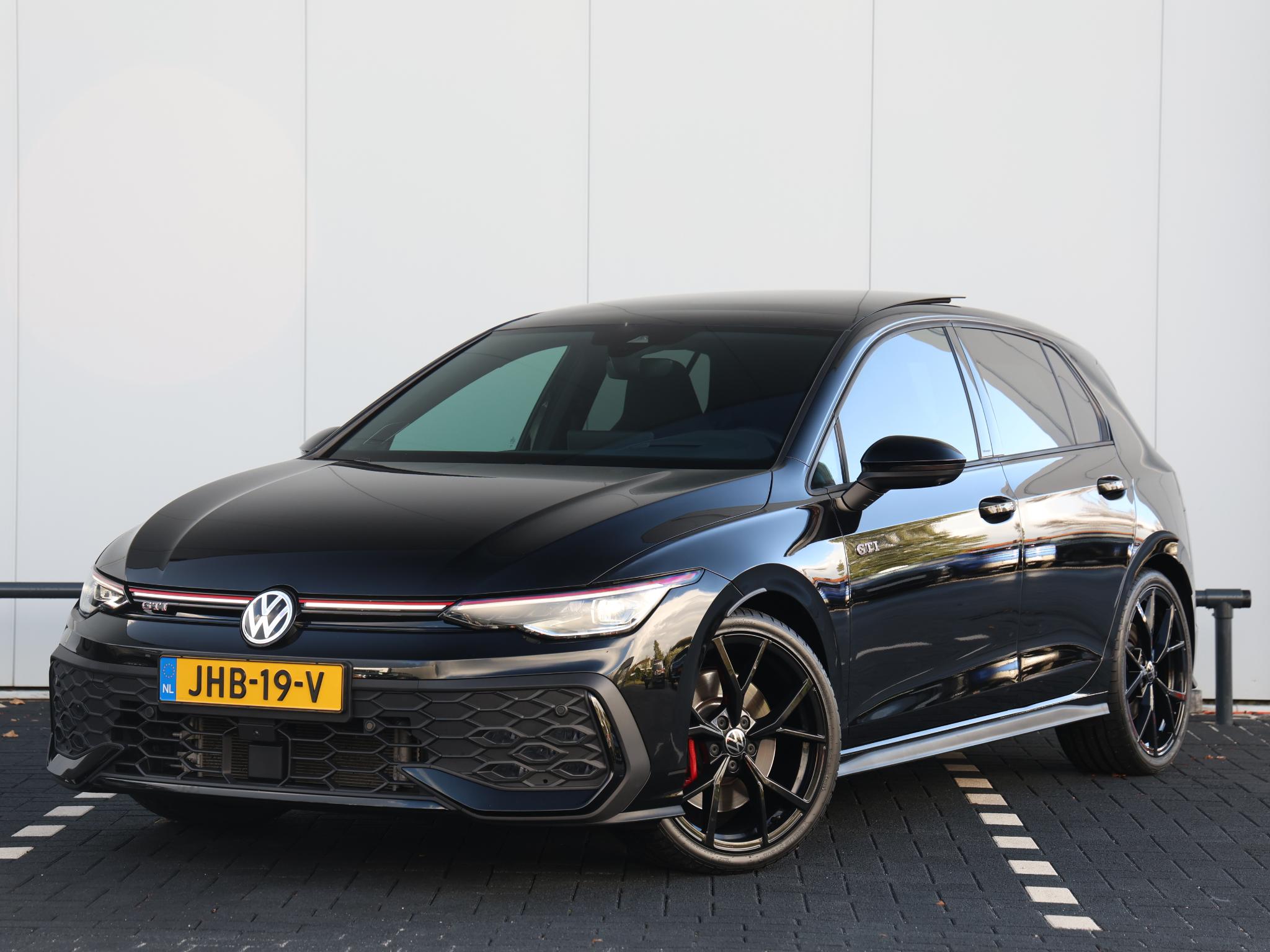 Volkswagen Golf 2.0 TSI GTI