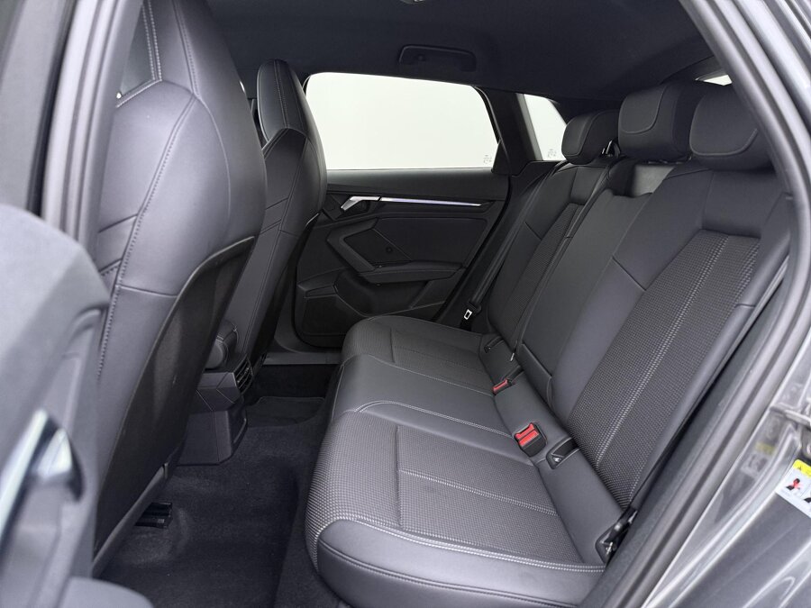 Audi A3 Sportback 45 TFSI e S edition Competition