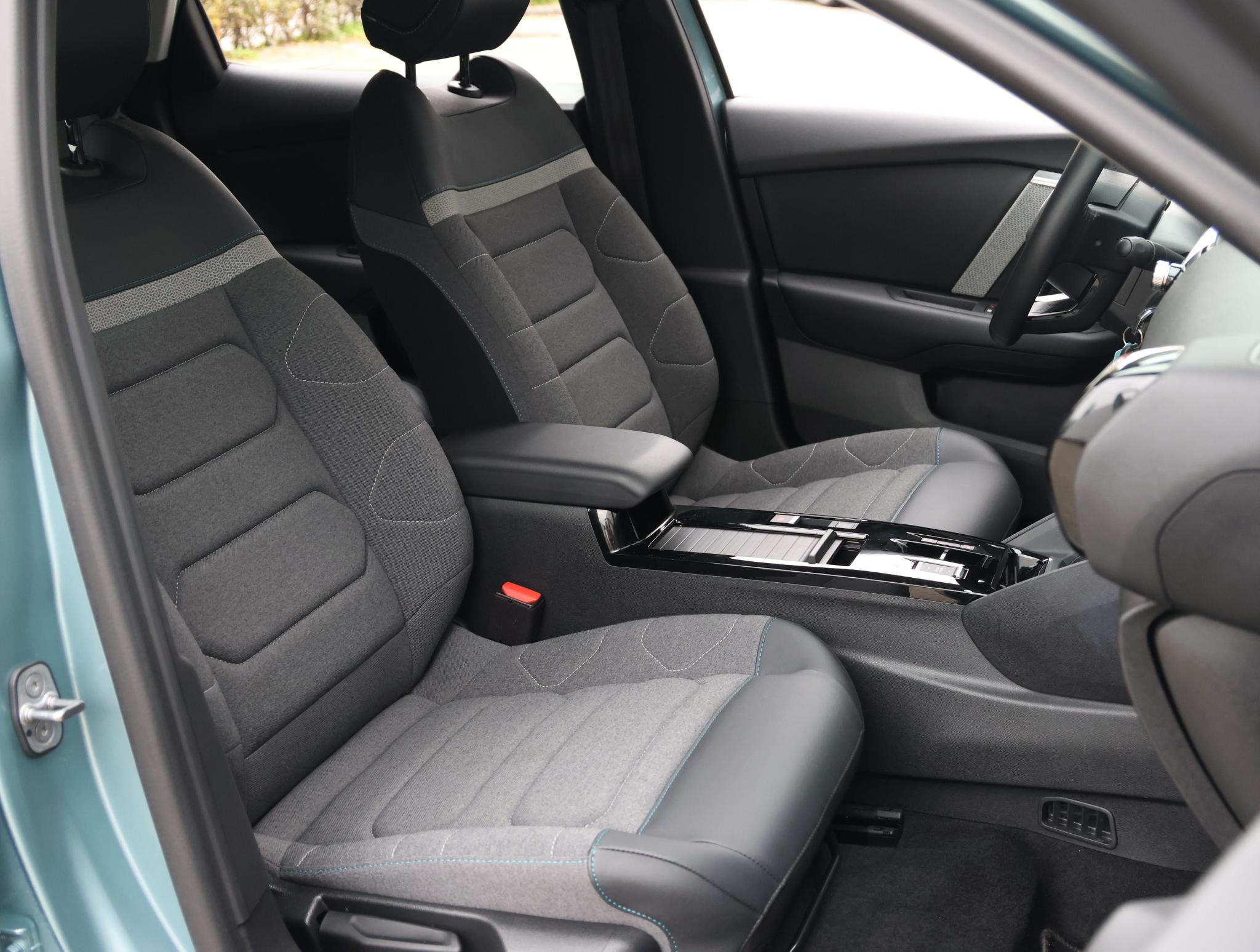 Citroën ë-C4