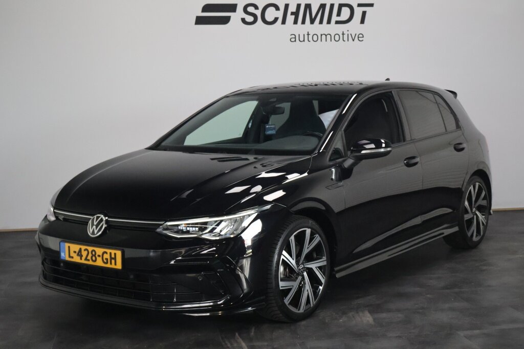 Volkswagen Golf 1.5 eTSI 150pk R-Line DSG | Trekhaak | Winter Pakket | Carplay | ACC | LED