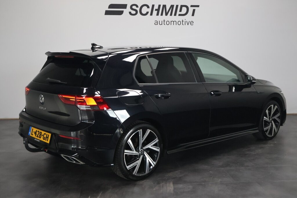 Volkswagen Golf 1.5 eTSI 150pk R-Line DSG | Trekhaak | Winter Pakket | Carplay | ACC | LED - Afbeelding 3