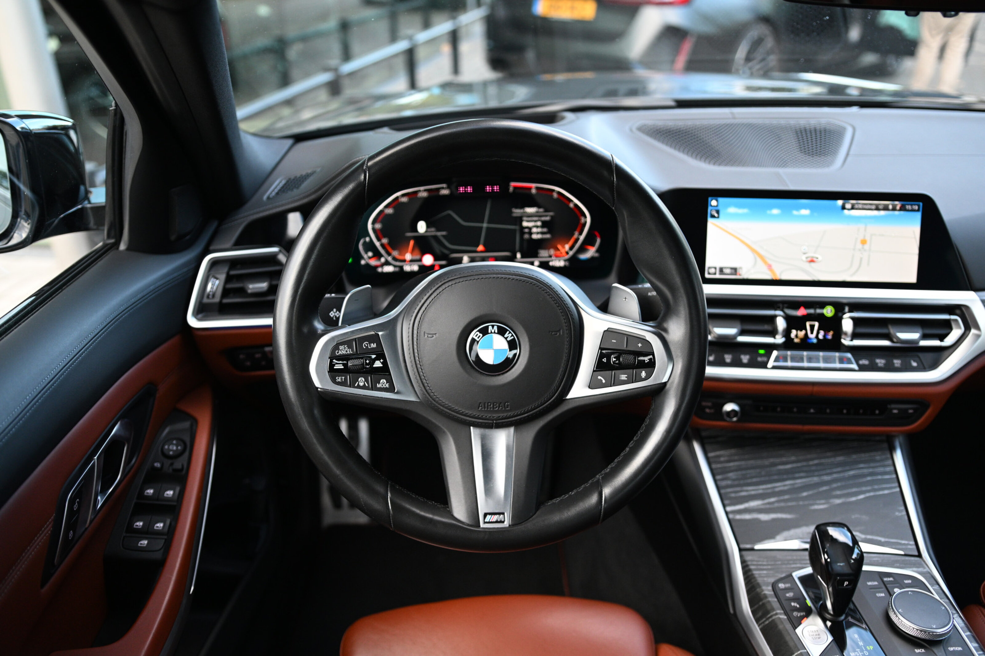 BMW 3 Serie 330i xDrive High Executive M Sport Automaat