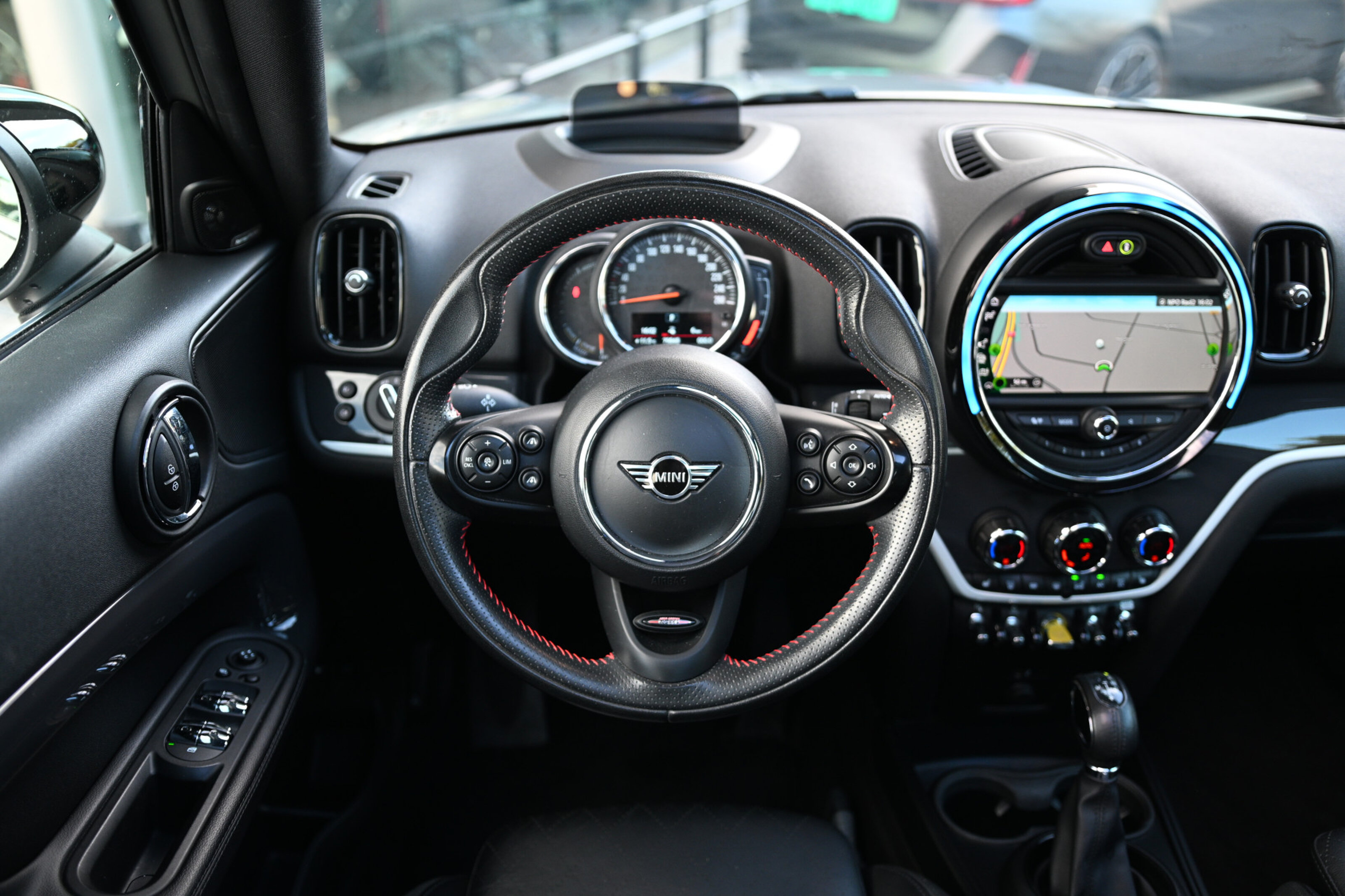 MINI Countryman 8