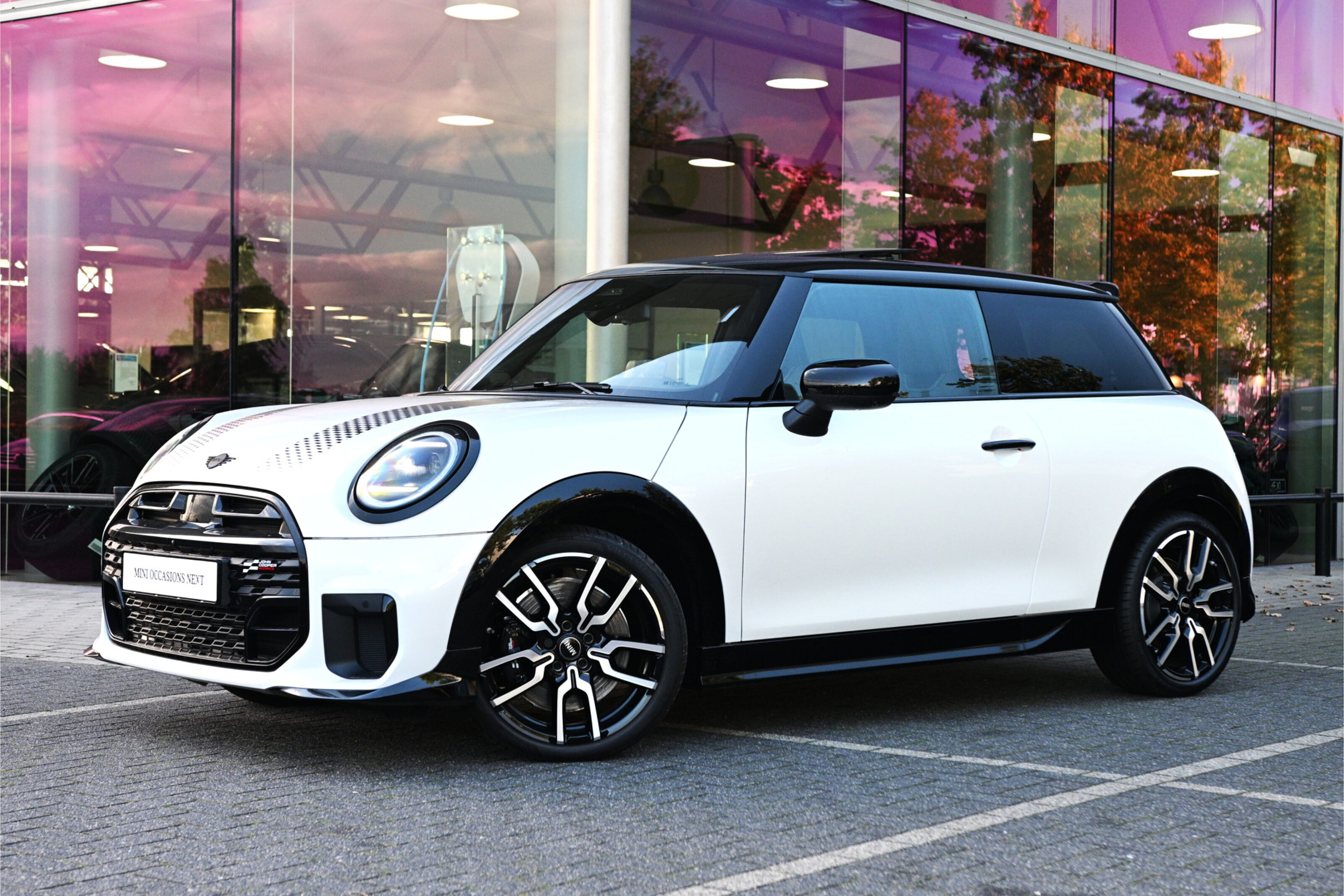 MINI 3-Deurs Hatchback Cooper S Automaat / John Cooper Works / Pakket XL