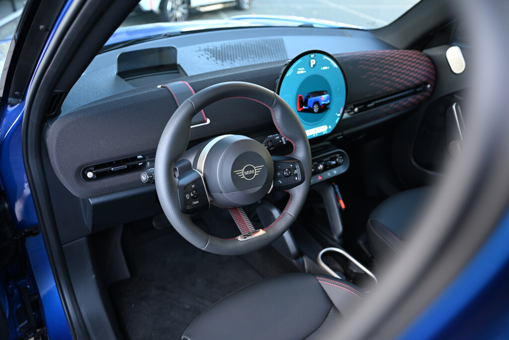 MINI Aceman 18