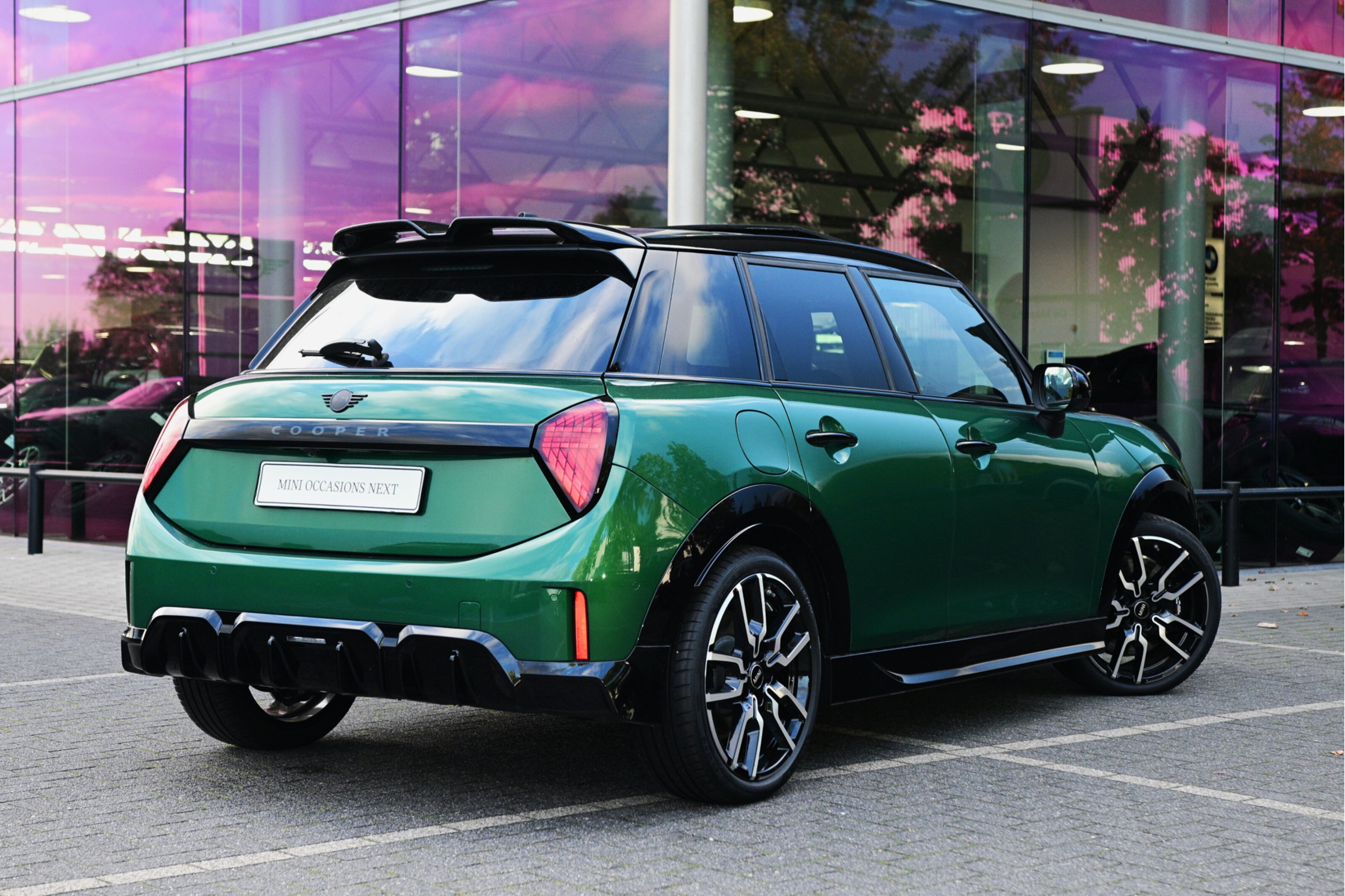 MINI 5-Deurs Hatchback Cooper C Automaat