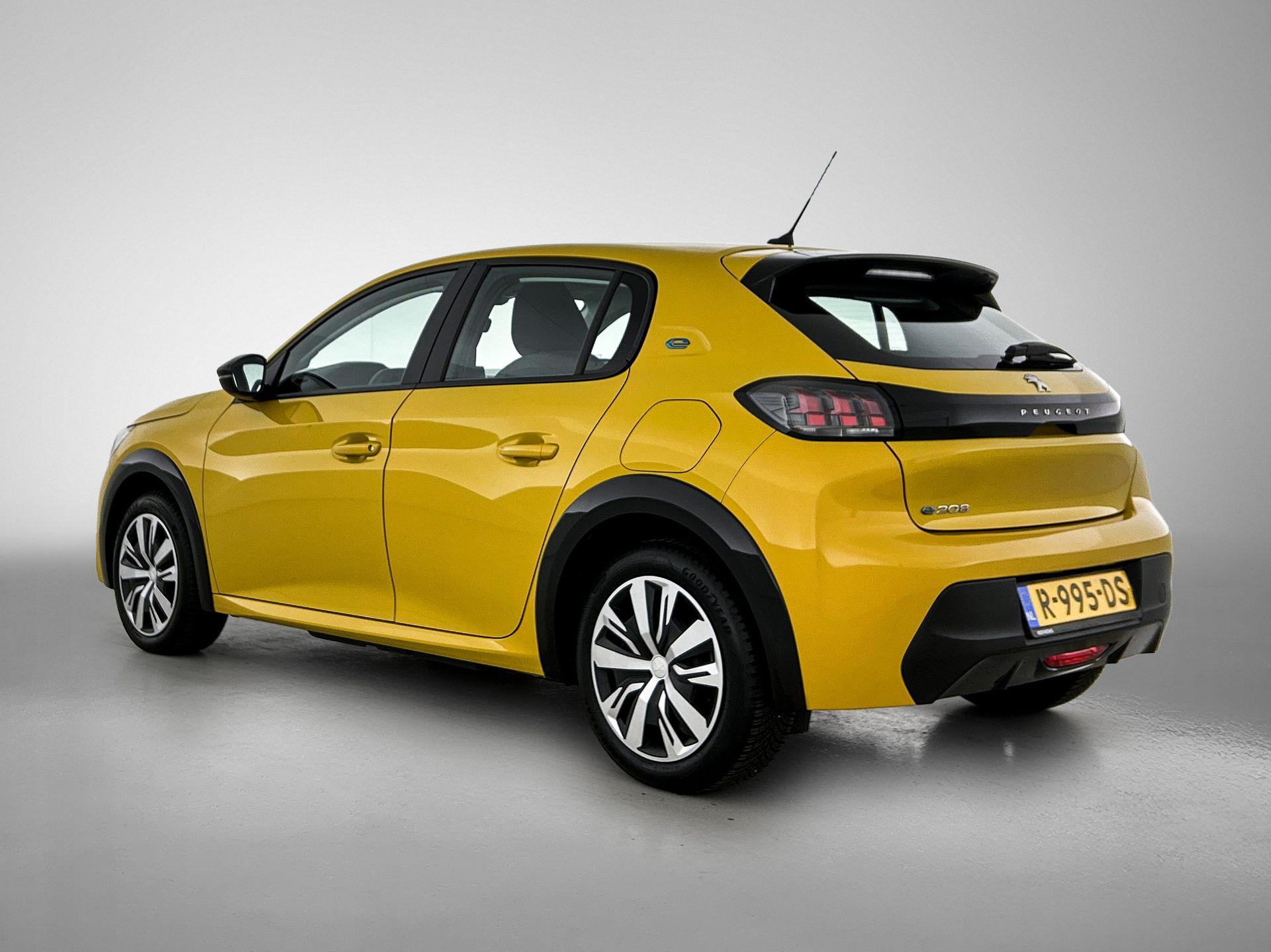 Peugeot e-208