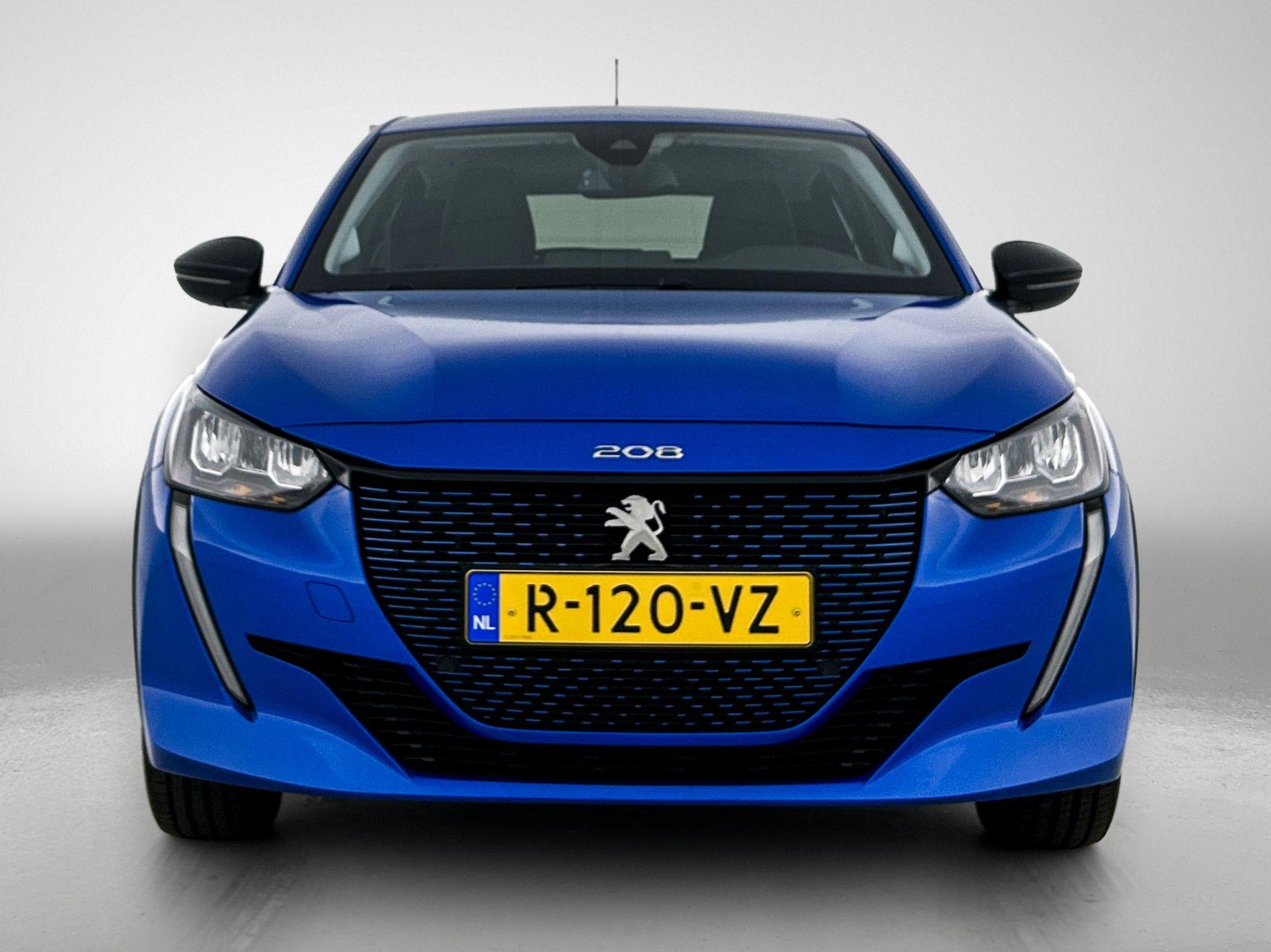 Peugeot e-208