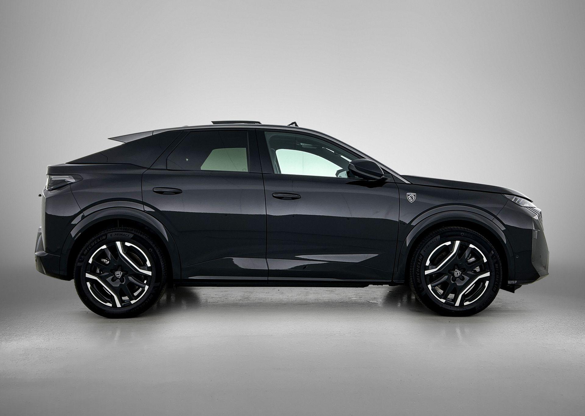 Peugeot e-3008
