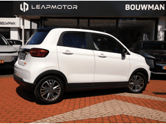 Leapmotor T03 EV 37,3kWh 95PK 5drs. Design NIEUW, Rijklaarprijs | Navigatie | Panoramadak | Camera - Afbeelding 4