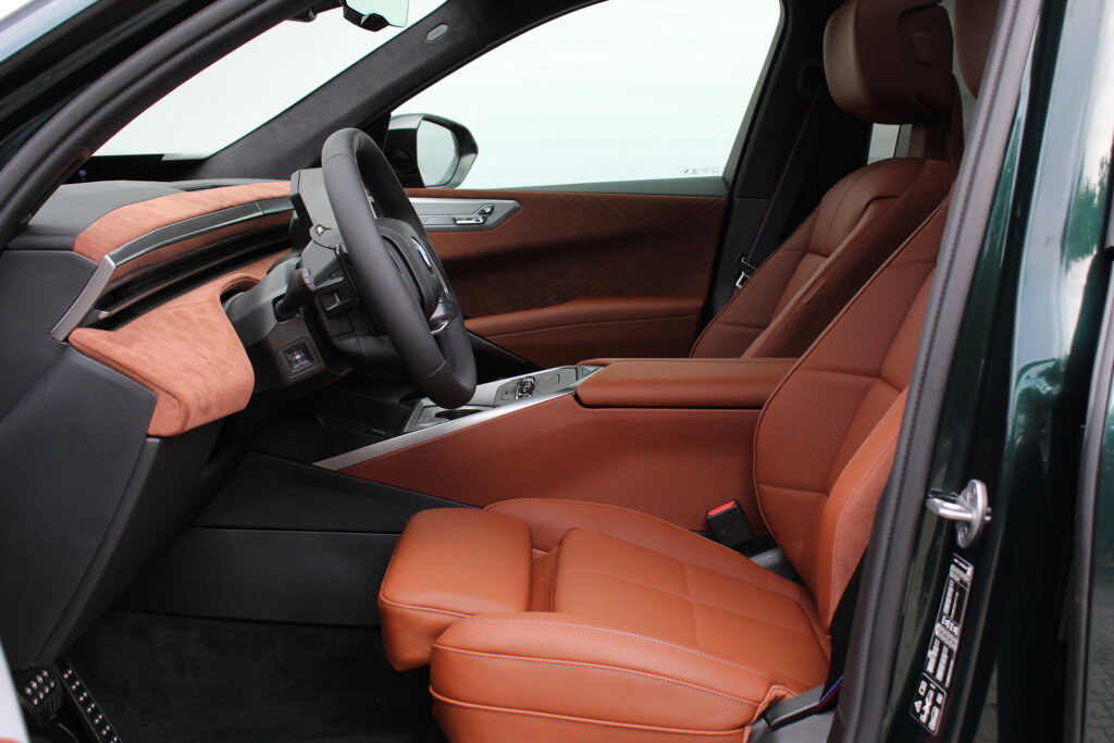 BMW X5 8