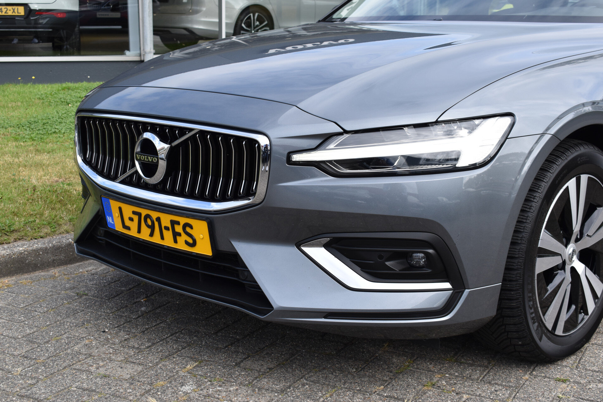Volvo V60 B3 177PK Automaat Inscription - Afbeelding 4