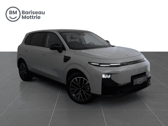 Leapmotor B10 HYBRID EV DESIGN
