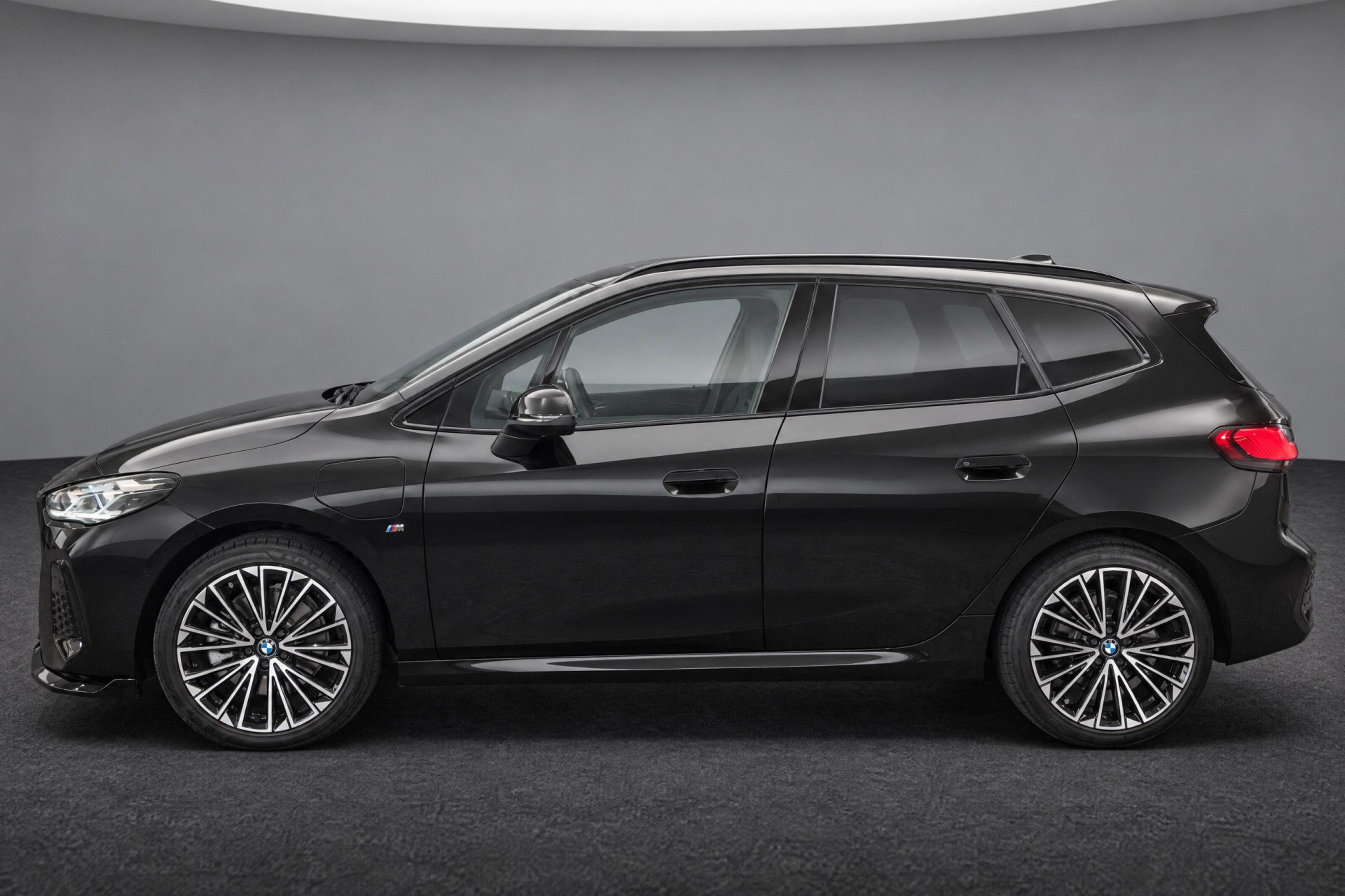 BMW 2 Serie Active Tourer 230e xDrive M Sport Automaat