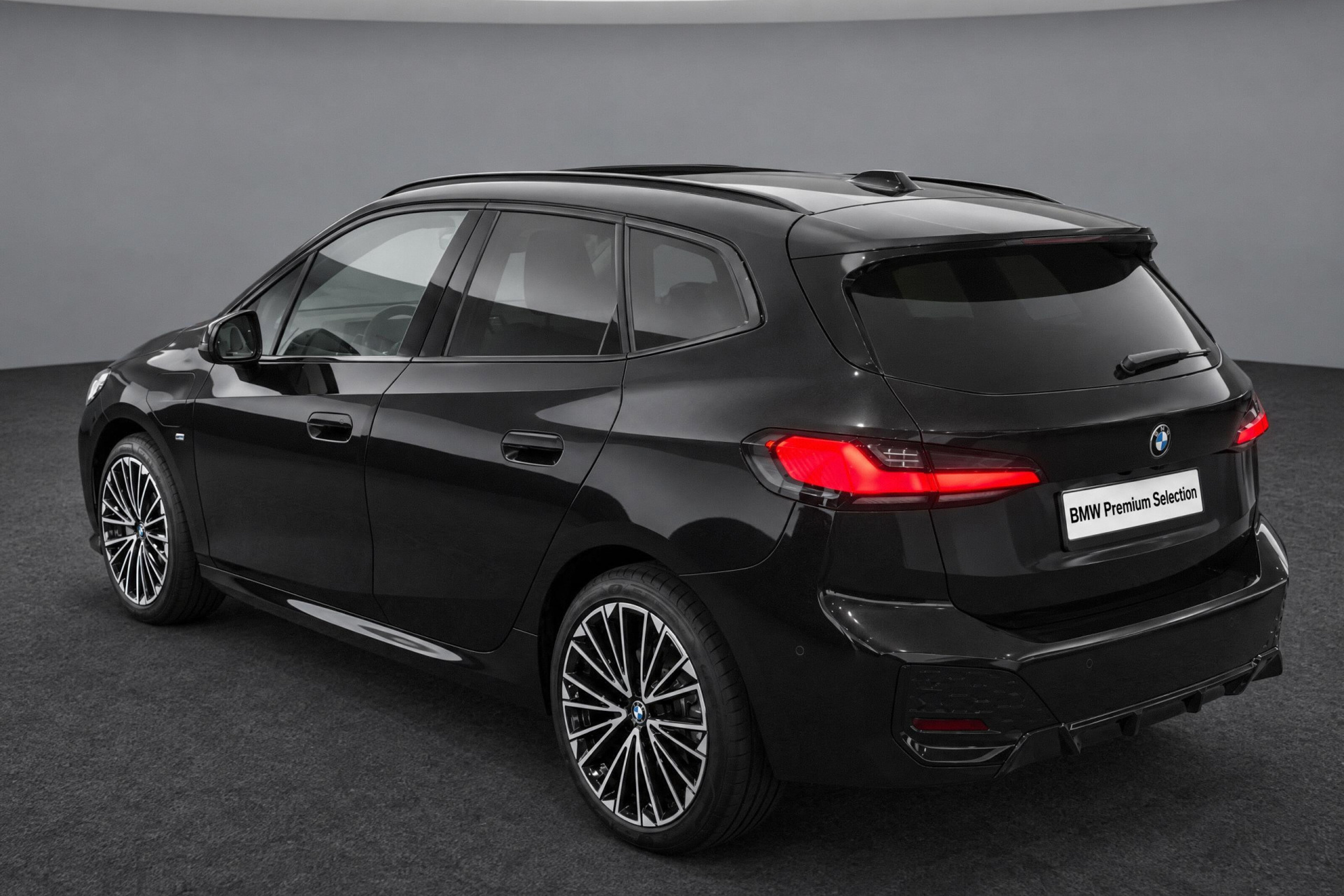 BMW 2 Serie Active Tourer 230e xDrive M Sport Automaat