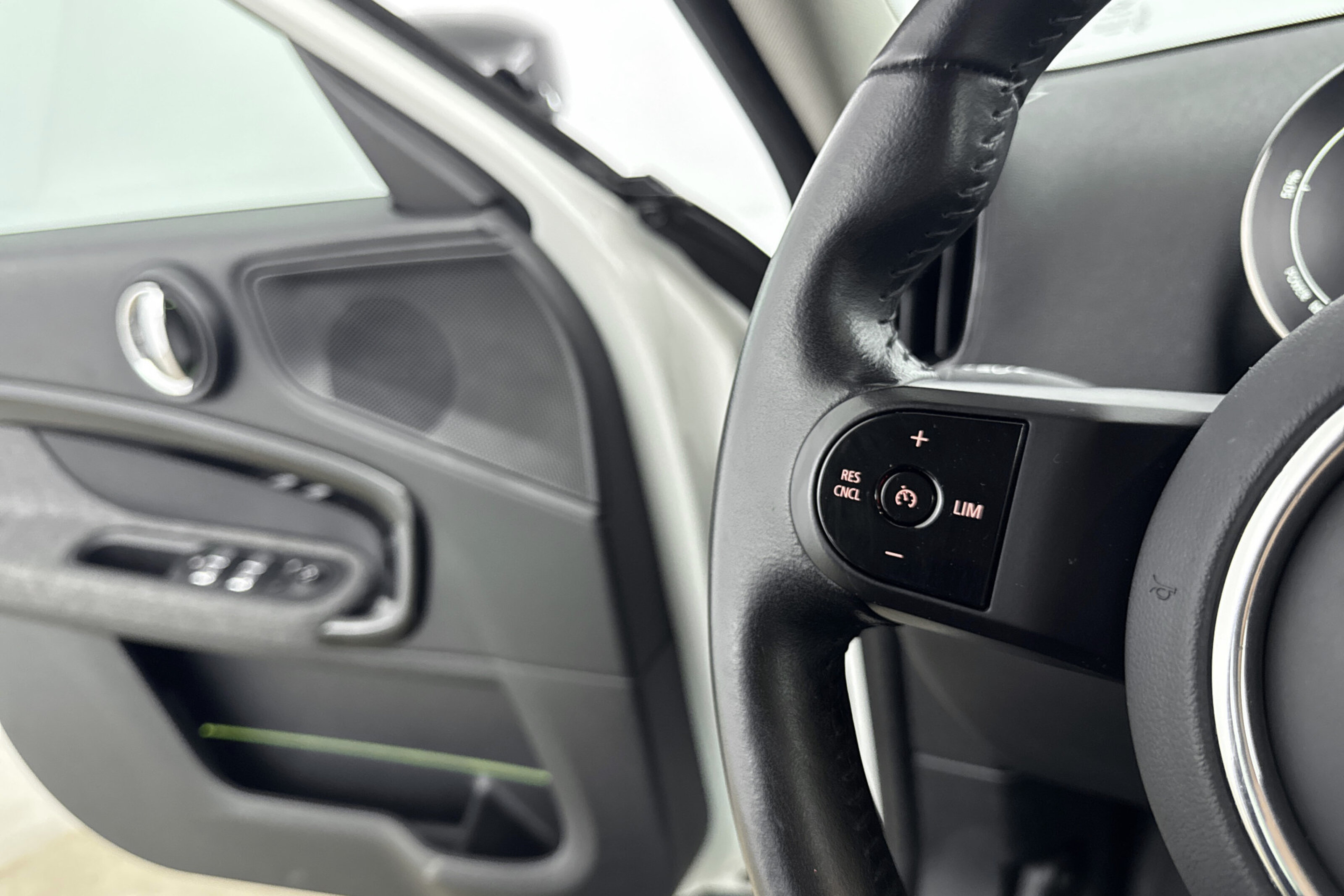 MINI Countryman 6