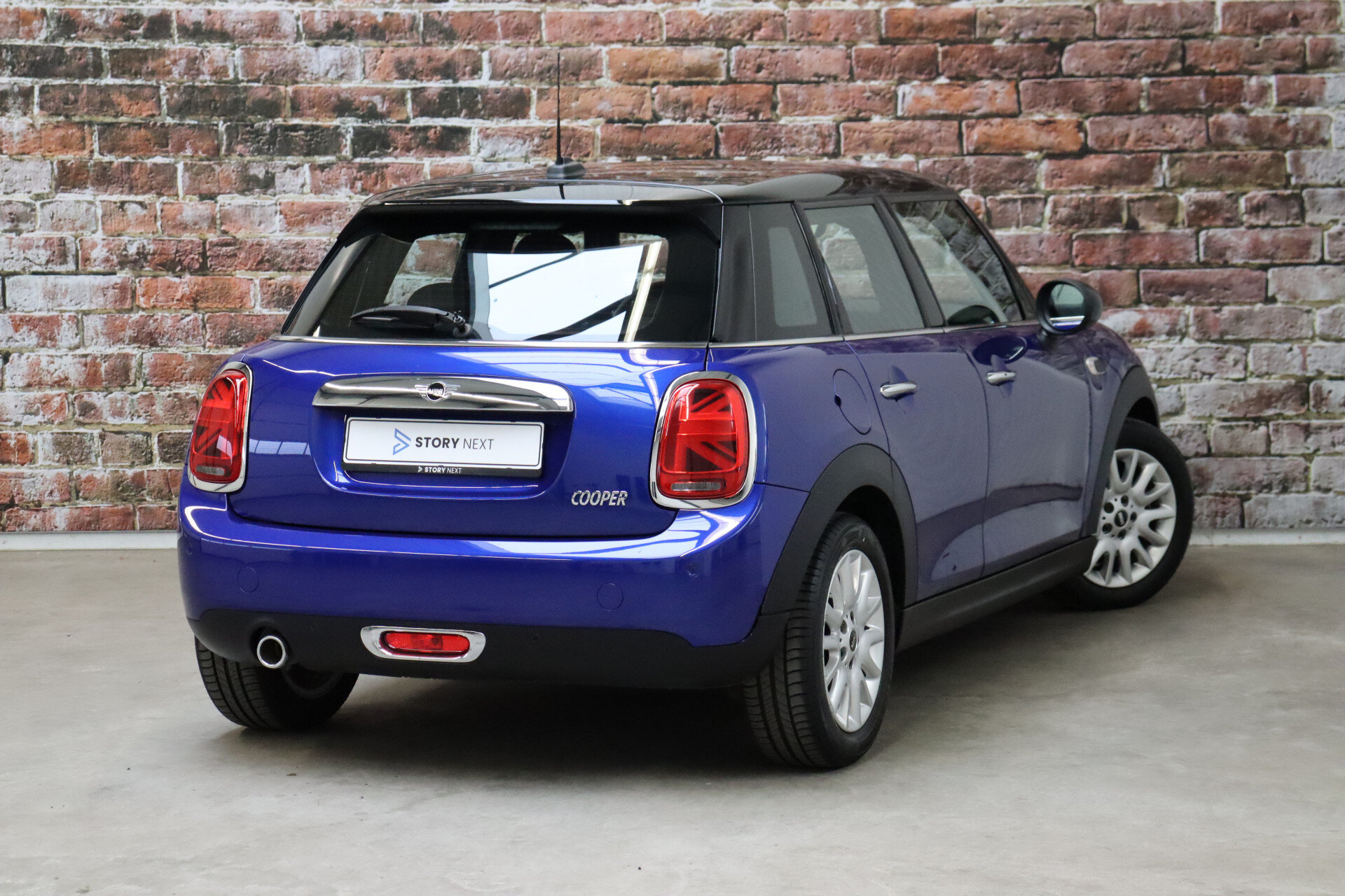 MINI Cooper Hatchback Pepper Automaat 5 deurs - Afbeelding 4