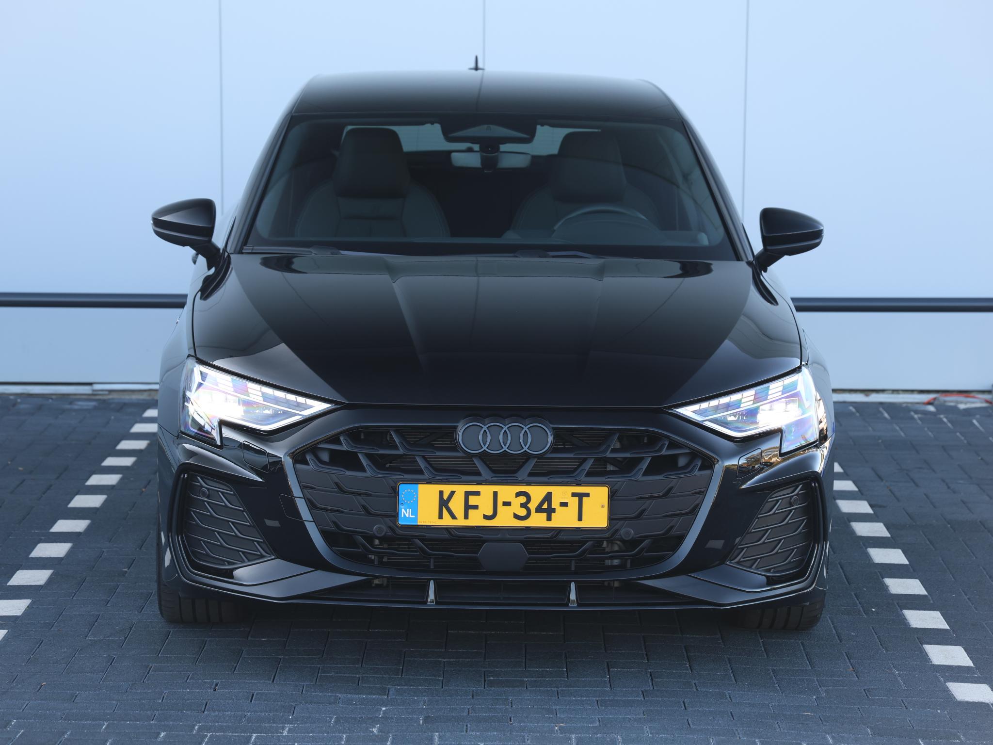 Audi A3 Sportback 45 TFSI e S edition Competition - Afbeelding 4