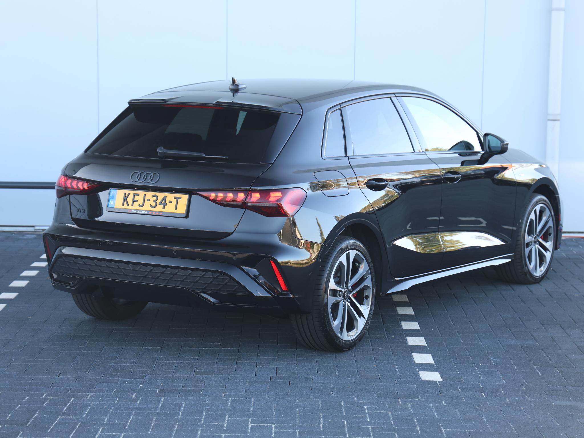 Audi A3 Sportback 45 TFSI e S edition Competition - Afbeelding 5