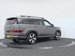 Hyundai Santa Fe 1.6 T-GDI PHEV Premium 7p | Hybride met stekker | 3 zitrijen - Afbeelding 2
